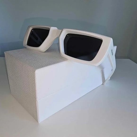 Prada 24YS Runway Sunglasses Prada PR 24YS Runway Sunglasses | Belk main image 2